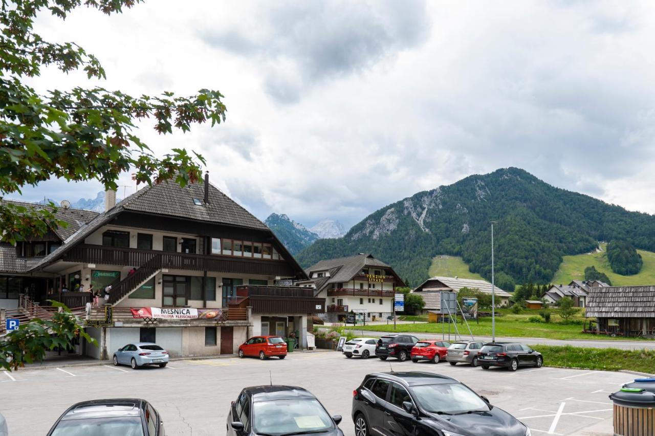 Ferienwohnung Nika & Erik Kranjska Gora Exterior foto